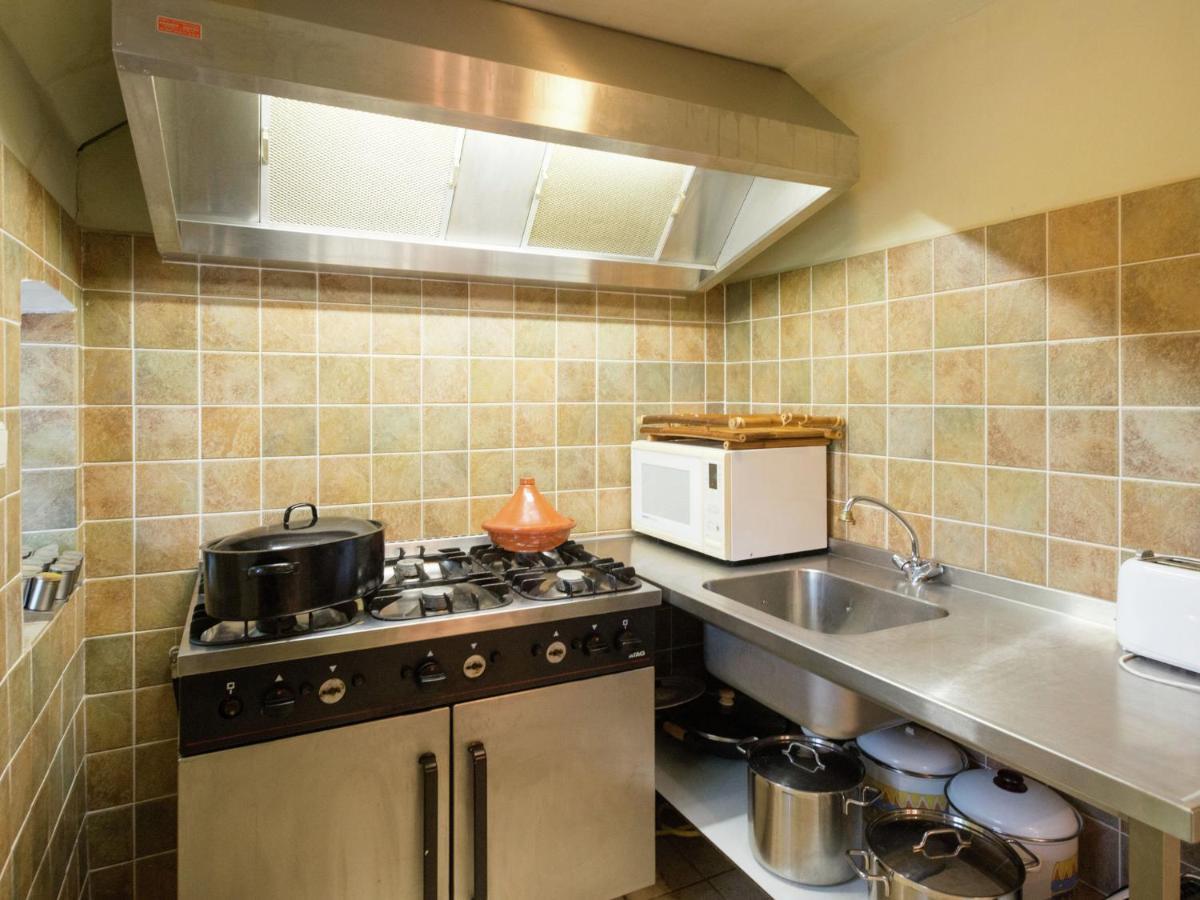 Quietly Located Farmhouse With Sauna And Hot Tub Balkbrug Esterno foto