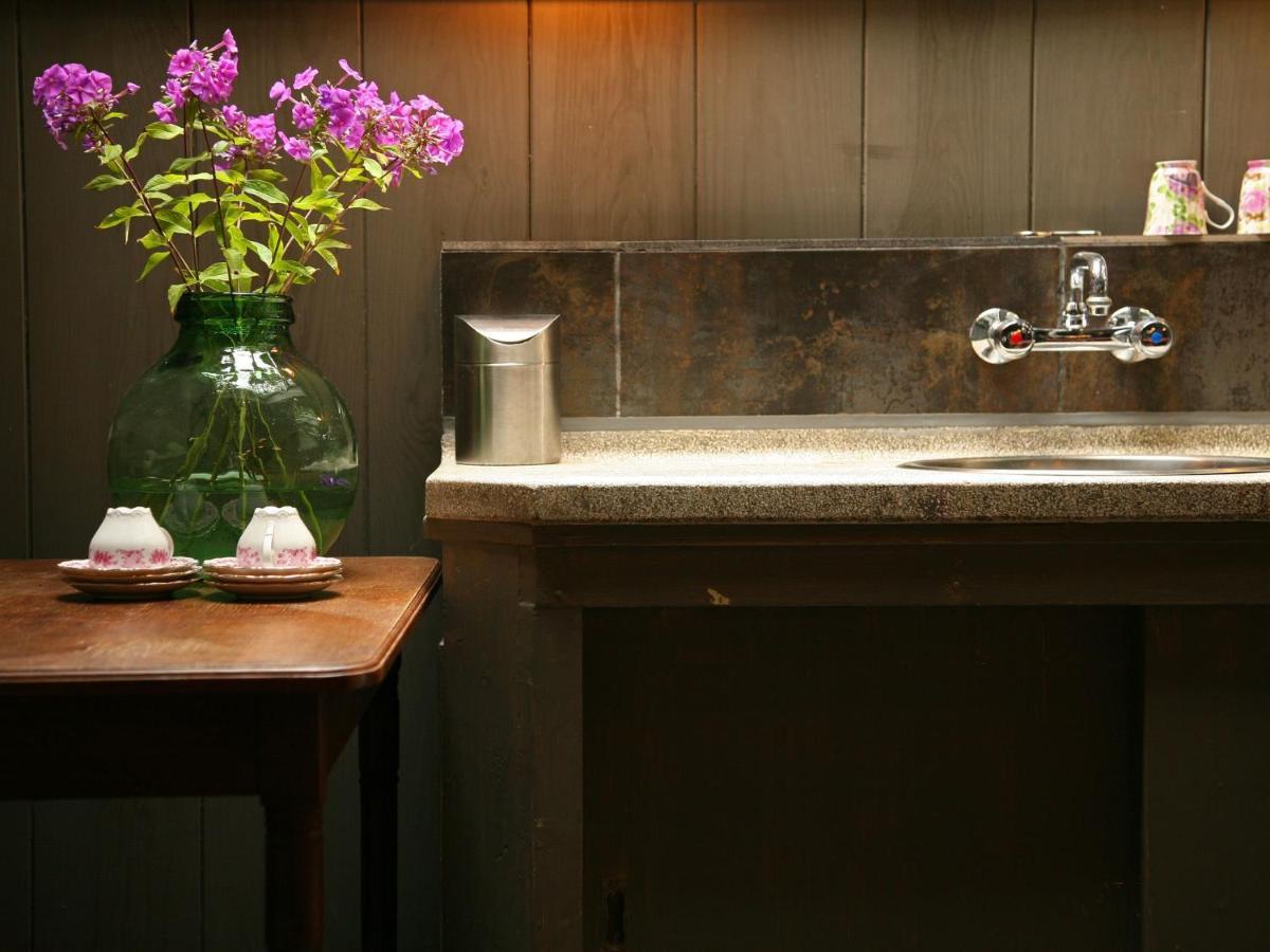 Quietly Located Farmhouse With Sauna And Hot Tub Balkbrug Esterno foto